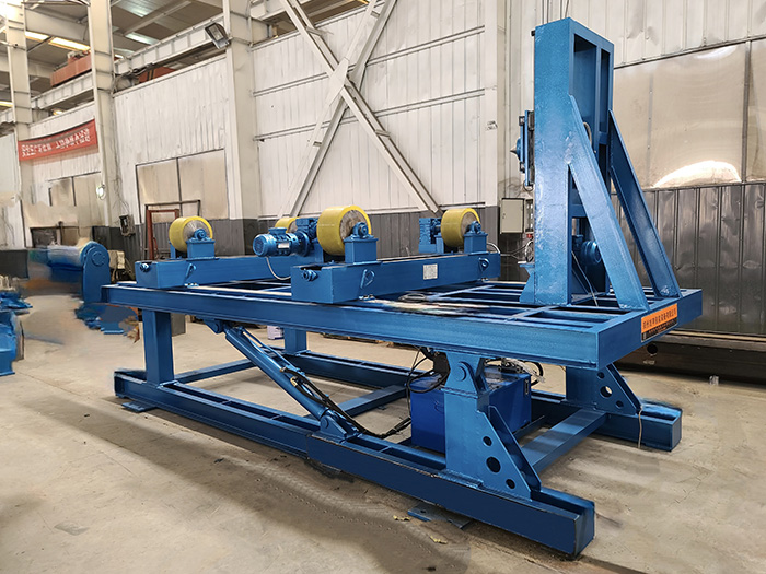 Cantilevered Lifting Welding Platform